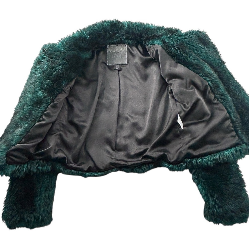 BELLE VERE | Emerald Green Faux Fur Moto Jacket (XS) - Picture 3 of 12